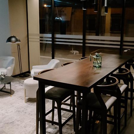 Apartamento Exclusivo Ciudad De Guatemala Zona 10 Zewnętrze zdjęcie
